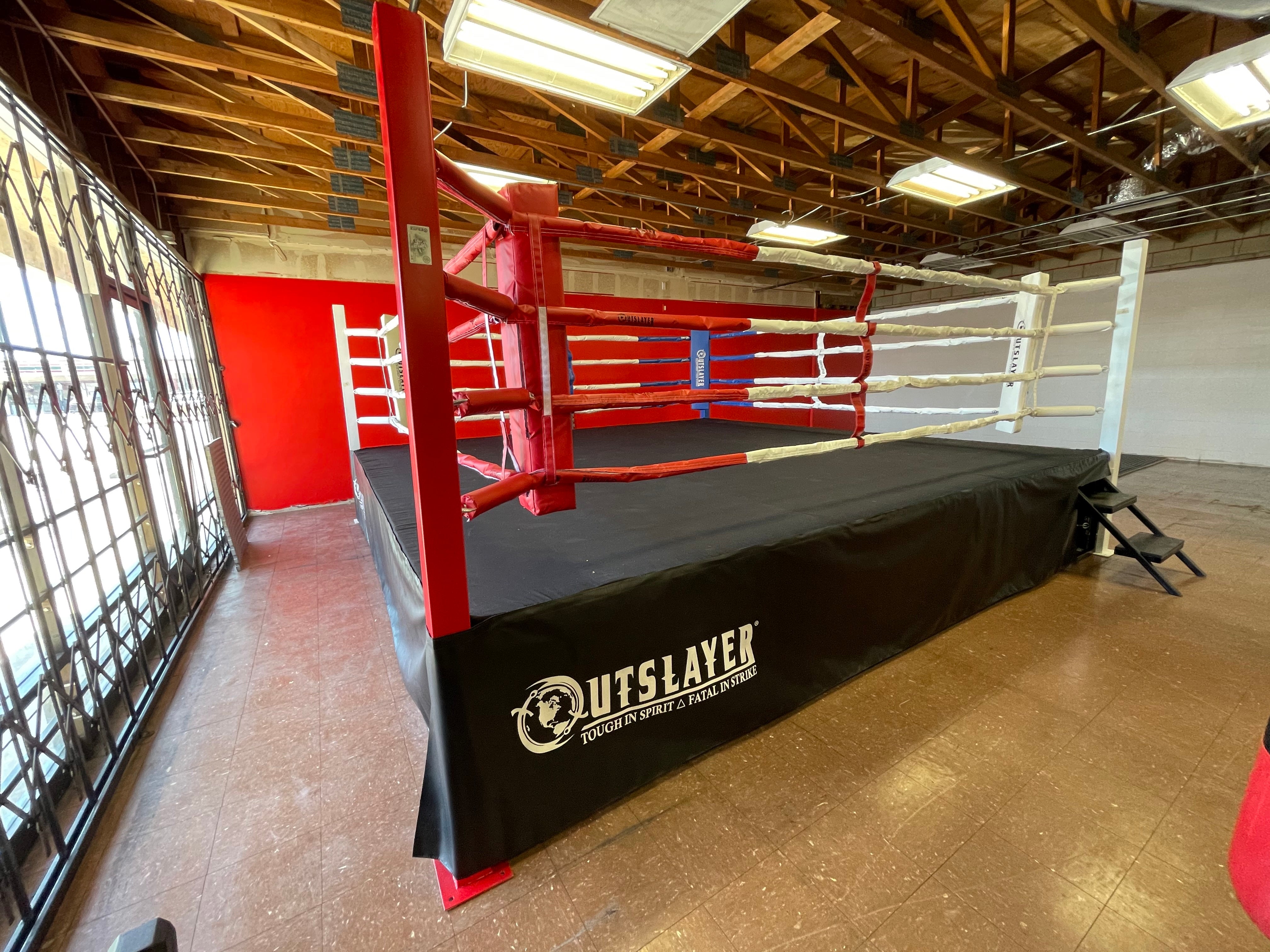 Outslayer Streamliner Elevated Boxing Ring